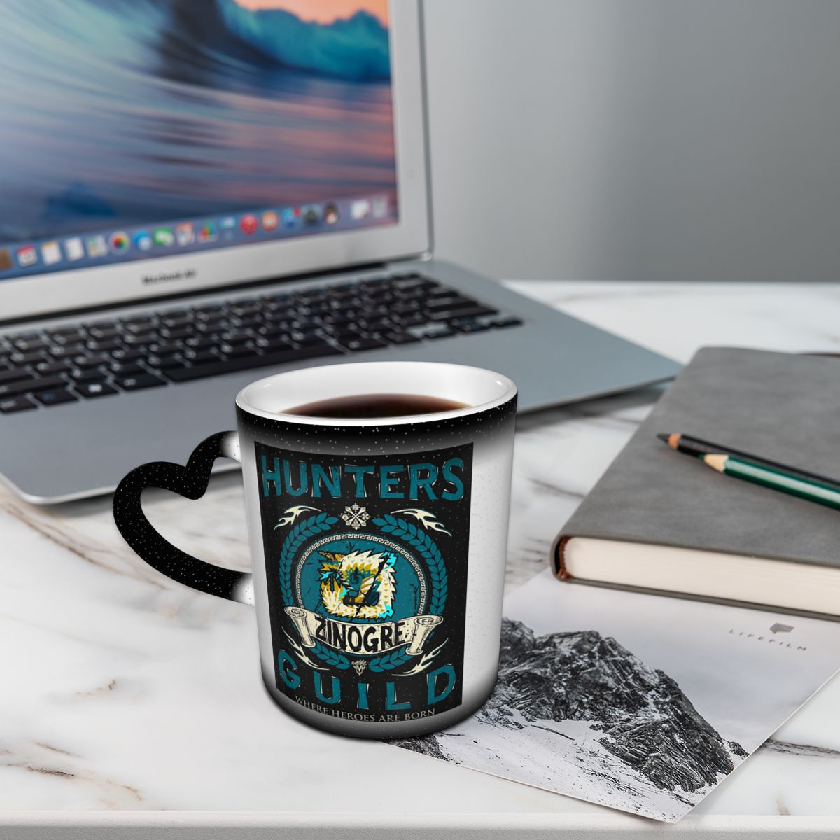 Coffee Tea World - Kubek Monster Hunter World Śmieszny Ceramiczny